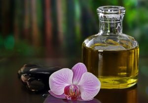 Aromatherapy-essential-oils